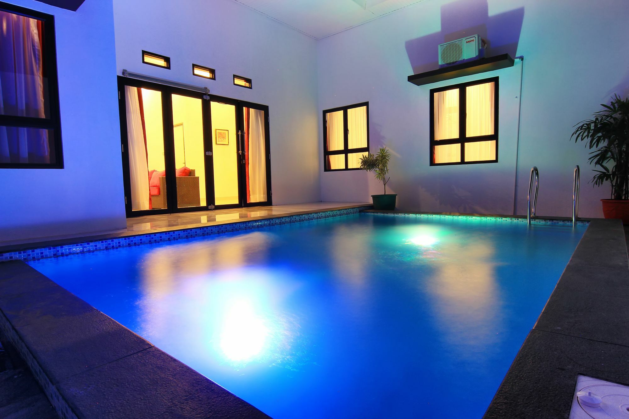 The Baliview Luxury Villas & Resto Pekanbaru Exterior photo
